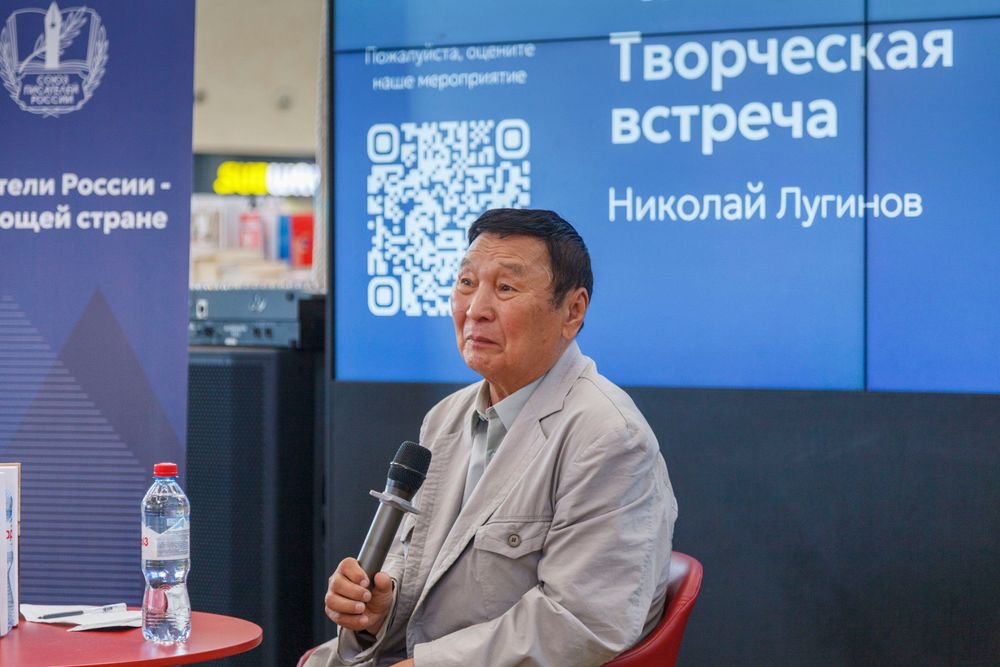 Тени империи и живая память писателя: Николай Лугинов о творческой поездке в Санкт-Петербург