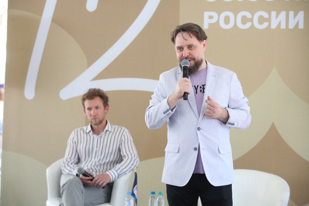 Корабль «Филатов-Фест» заходит в обновленную гавань Союза писателей России и ломает стереотипы о молодой поэзии