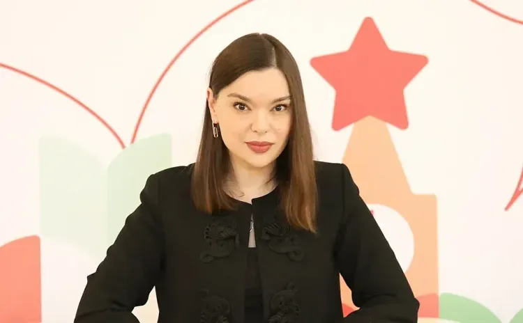Анна Ревякина: «С Днём защитника Отечества!»