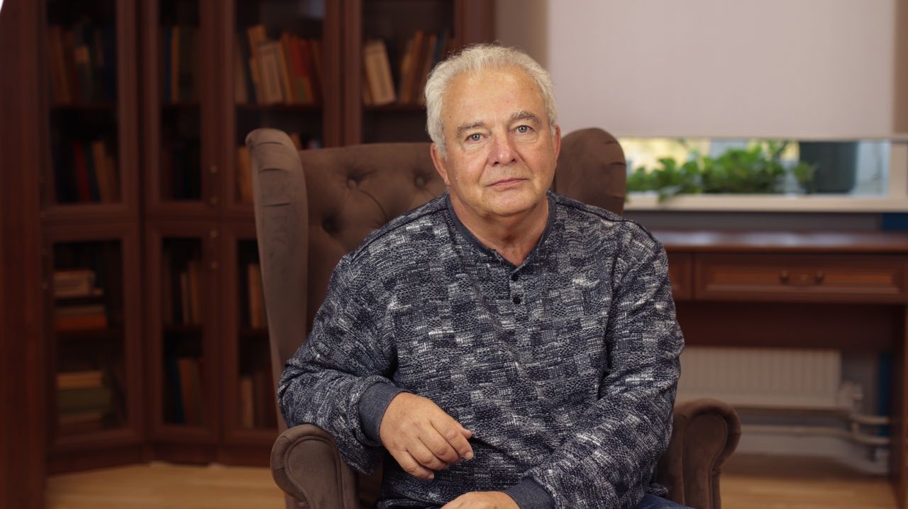 Андрей Гельевич Попов