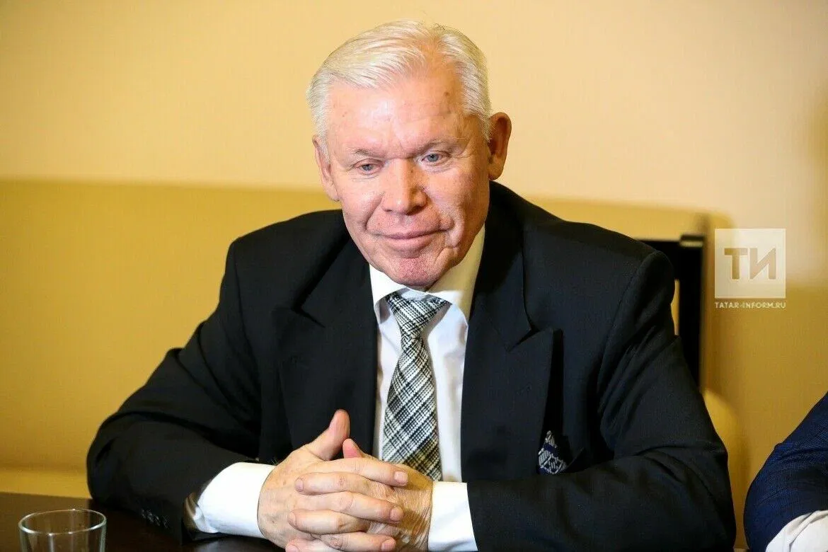 Харис Ренат Магсумович (Харисов)